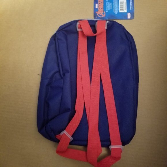 Marvel Avengers 11" Backpack and lunch bag - Picture 3 of 10